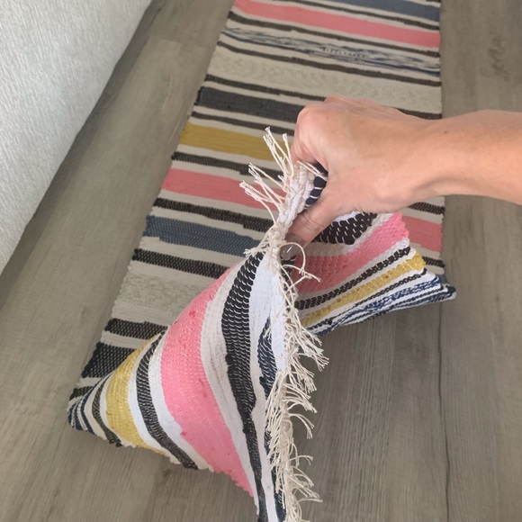 Runner. NWOT - Picture 5 of 10